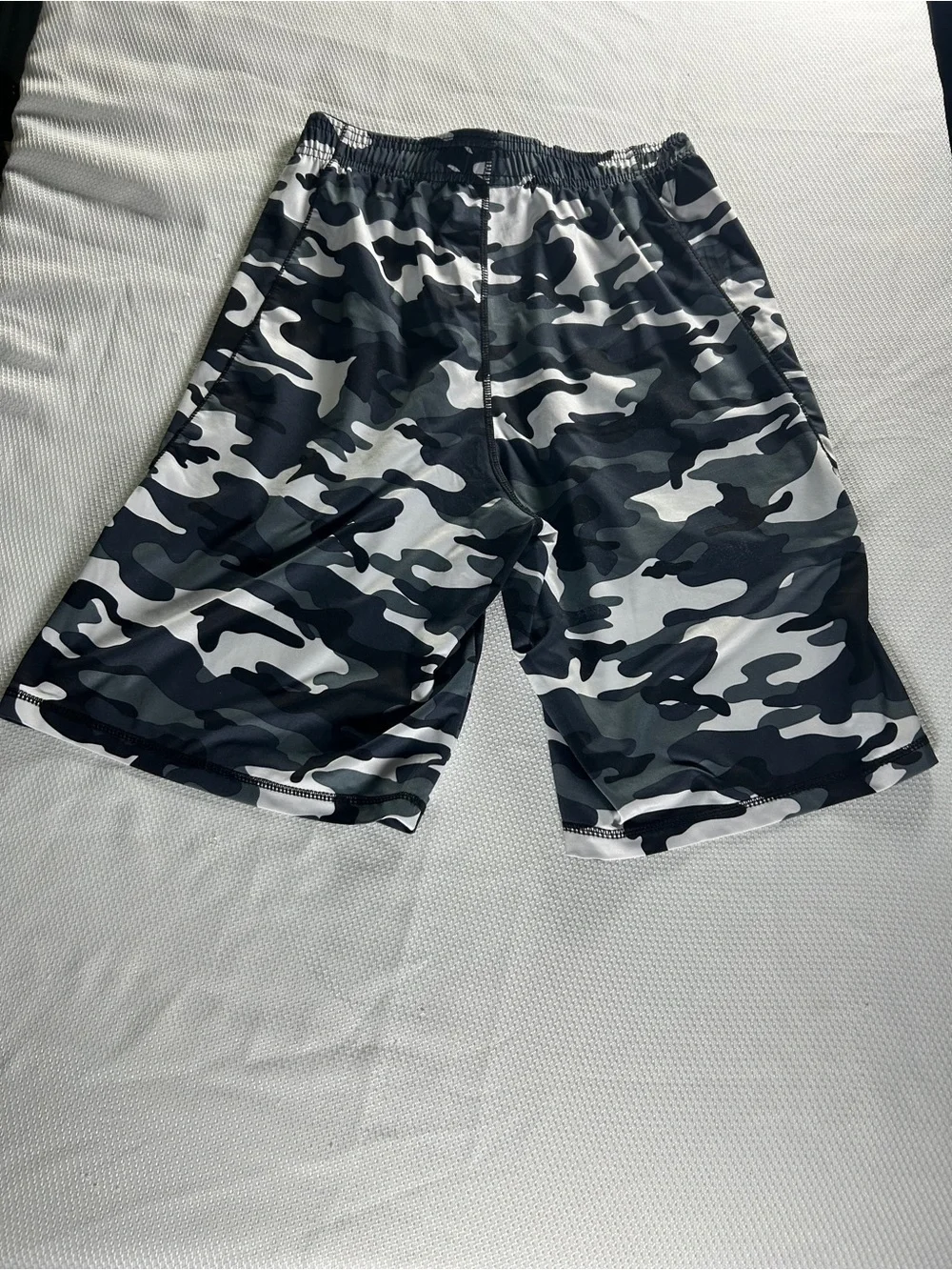 Mens Camo Athletic Shorts Small Gray Black Performance Gym Workout